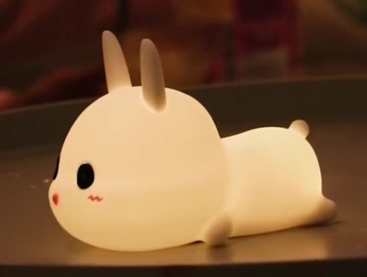 USB Powered 1200mAh Silicone Night Light , Cute Silicone Lamp Portable Rechargeable